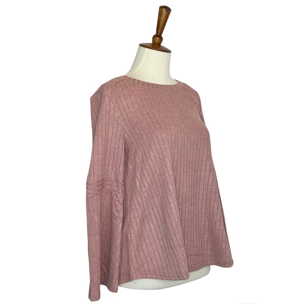 Blush Pink Three Quarter Sleeve Ribbed Tee with Flared Sleeves - Picture 12 of 16